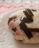 だし昆布と梅のおにぎり☆大根の皮入り☆お