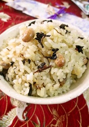 炒り大豆入りもずく酢の炊き込み♫稲荷にも-レシピのメイン写真