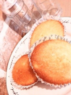 簡単しっとりマドレーヌ*-レシピのメイン写真