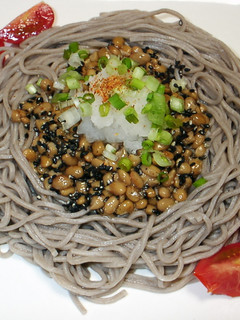黒ゴマ納豆おろし蕎麦-レシピのメイン写真