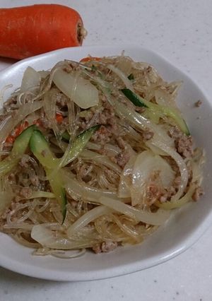 ひき肉とありあわせの野菜のチャプチェ-レシピのメイン写真
