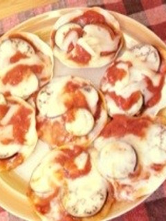 餃子の皮で作る簡単ピザ*-レシピのメイン写真