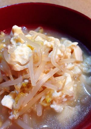 簡単♪もやしと崩し豆腐の中華スープ-レシピのメイン写真