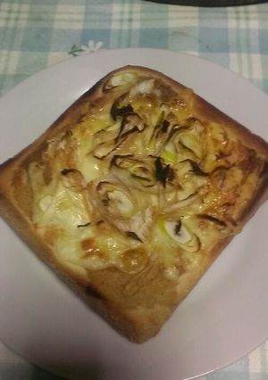 材料３つに洗物なし♪和風ねぎピザトースト-レシピのメイン写真