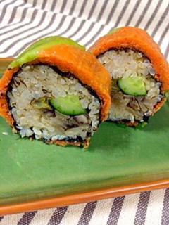 野菜ソムリエの人参と芹のカラフル恵方巻き-レシピのメイン写真