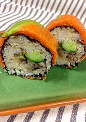 野菜ソムリエの人参と芹のカラフル恵方巻き-レシピのメイン写真