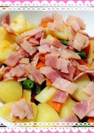 ☆ホットな♪ワイルドベーコンサラダ☆-レシピのメイン写真