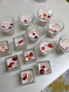 簡単、とろふわイチゴムース-レシピのメイン写真