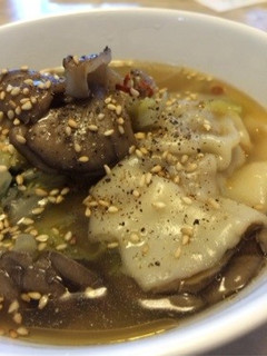 簡単!優しい味の餃子スープ-レシピのメイン写真