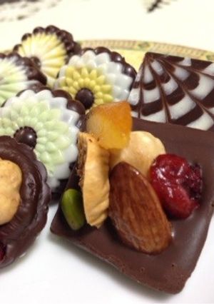 簡単✳︎綺麗なバレンタインチョコ✳︎黒-レシピのメイン写真