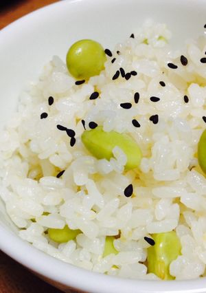 昆布だしが旨さ倍々!シンプル枝豆ごはん-レシピのメイン写真
