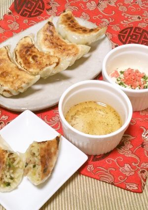 塩焼そば餃子☆二種類のタレを添えて-レシピのメイン写真