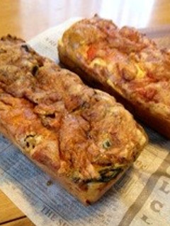 ワインに合う!ケークサレ-レシピのメイン写真