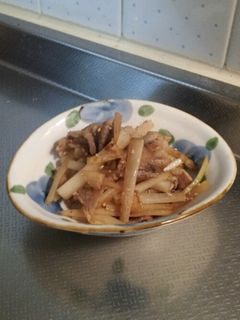 簡単 激安 大根の皮と豚肉炒め-レシピのメイン写真