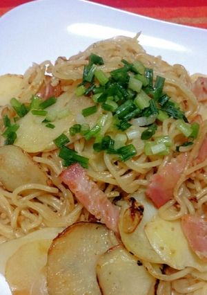 新ジャガとベーコンで*北海道塩焼きそば-レシピのメイン写真