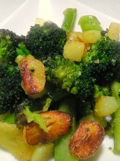 簡単副菜*ブロッコリーのにんにく焼き-レシピのメイン写真