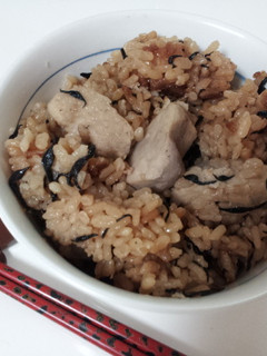 里芋とひじきの炊き込みご飯♪-レシピのメイン写真