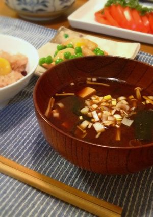 名古屋の味・赤出しのお味噌汁-レシピのメイン写真