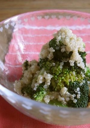 キヌアとブロッコリーのプチプチ和え-レシピのメイン写真