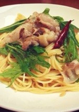 簡単!水菜と豚肉の和風ペペロンチーノ♪-レシピのメイン写真