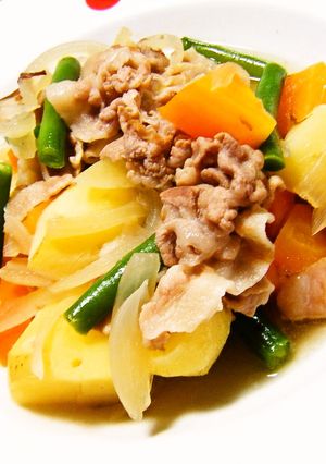 ほっこり♡主人が愛する我が家の肉じゃが-レシピのメイン写真