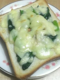 余った小松菜の煮浸しトースト!-レシピのメイン写真