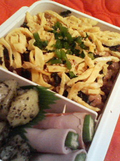 ☆お弁当☆ レンジで鶏そぼろご飯-レシピのメイン写真