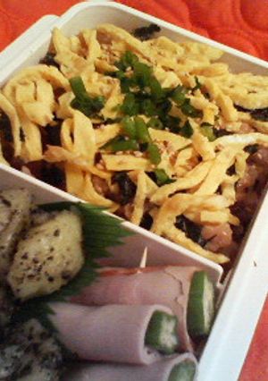 ☆お弁当☆ レンジで鶏そぼろご飯-レシピのメイン写真