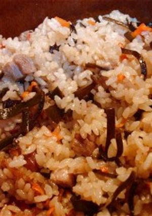 ジューシィー（沖縄風炊き込みご飯）-レシピのメイン写真