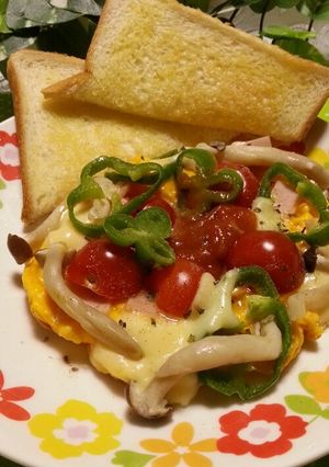 小さいピザ風オープンオムレツ-レシピのメイン写真