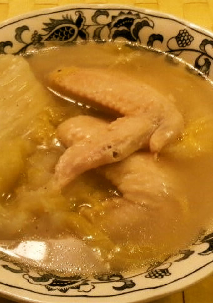 鶏手羽と白菜の中華スープ-レシピのメイン写真