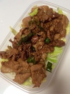 焼肉丼弁当^_^-レシピのメイン写真