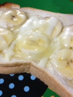 超簡単!!バナナチーズはちみつトースト-レシピのメイン写真