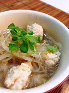 簡単♪鶏肉団子と春雨の中華スープ-レシピのメイン写真