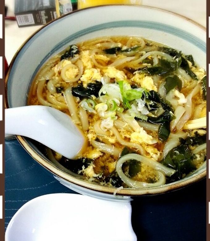 簡単！わかめと卵の優しいうどん♪ by ♡コツメ♡ 【クックパッド