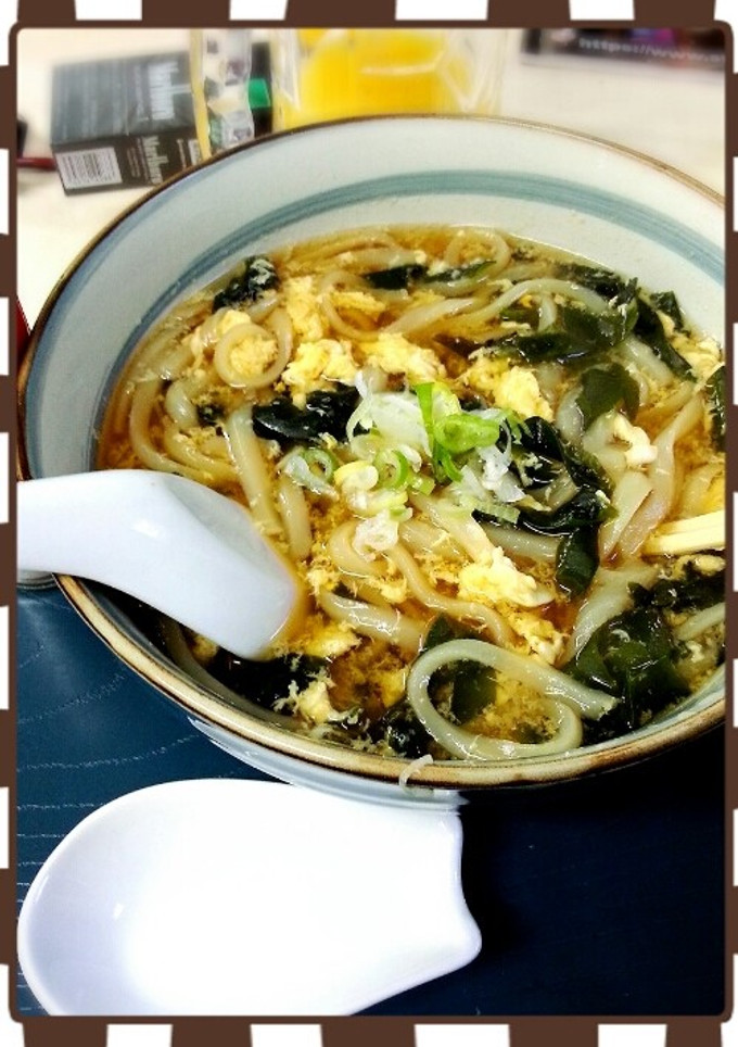 簡単！わかめと卵の優しいうどん♪-レシピのメイン写真