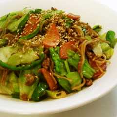 รูปของ 野菜たっぷり♡味噌ソース焼きそば