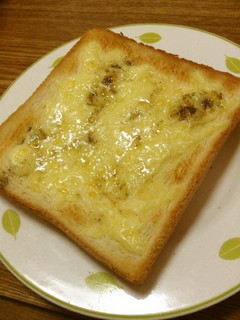 チーズマヨ♥+こしょうで絶品トースト☆-レシピのメイン写真