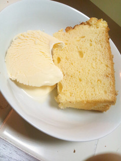 はちみつ&レモンのシフォンケーキ-レシピのメイン写真