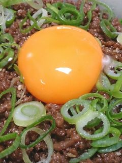焼肉のタレde牛ひき肉のスタミナ丼-レシピのメイン写真