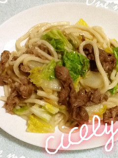 薄口しょうゆ1つで白菜和風焼きうどん ①-レシピのメイン写真