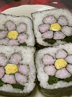 巻き寿司~飾り巻きーコスモス-レシピのメイン写真