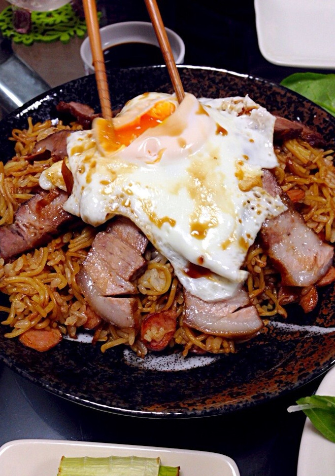 残り焼きそばで 焼き豚卵飯 風 そば飯-レシピのメイン写真