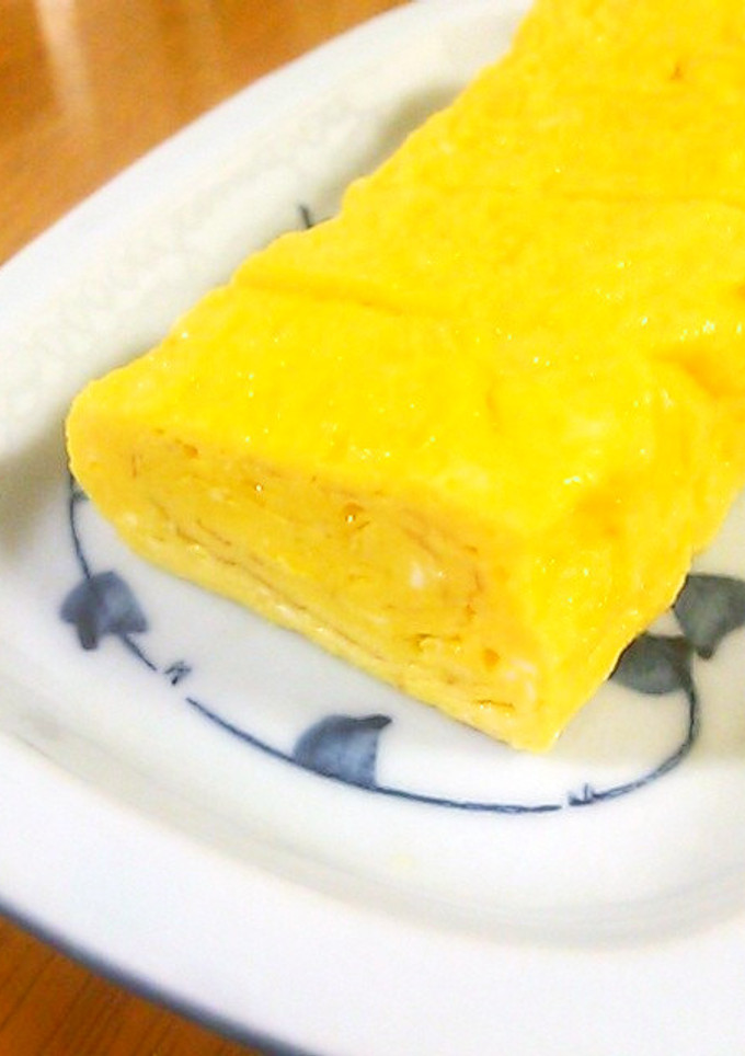 簡単☆我が家の甘くない卵焼き-レシピのメイン写真