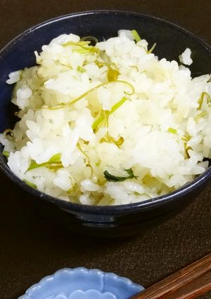入れるだけ　めかぶとホタテの炊き込みご飯-レシピのメイン写真