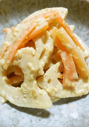 デリ風？レンコンのゴマ味噌サラダ　どすぇ-レシピのメイン写真