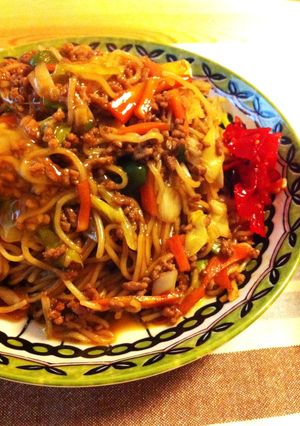 簡単☆秋田横手風あまい焼きそば♪卵かけ♡-レシピのメイン写真