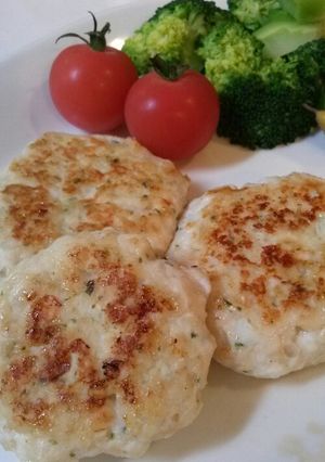 鶏とはんぺんのハンバーグ-レシピのメイン写真