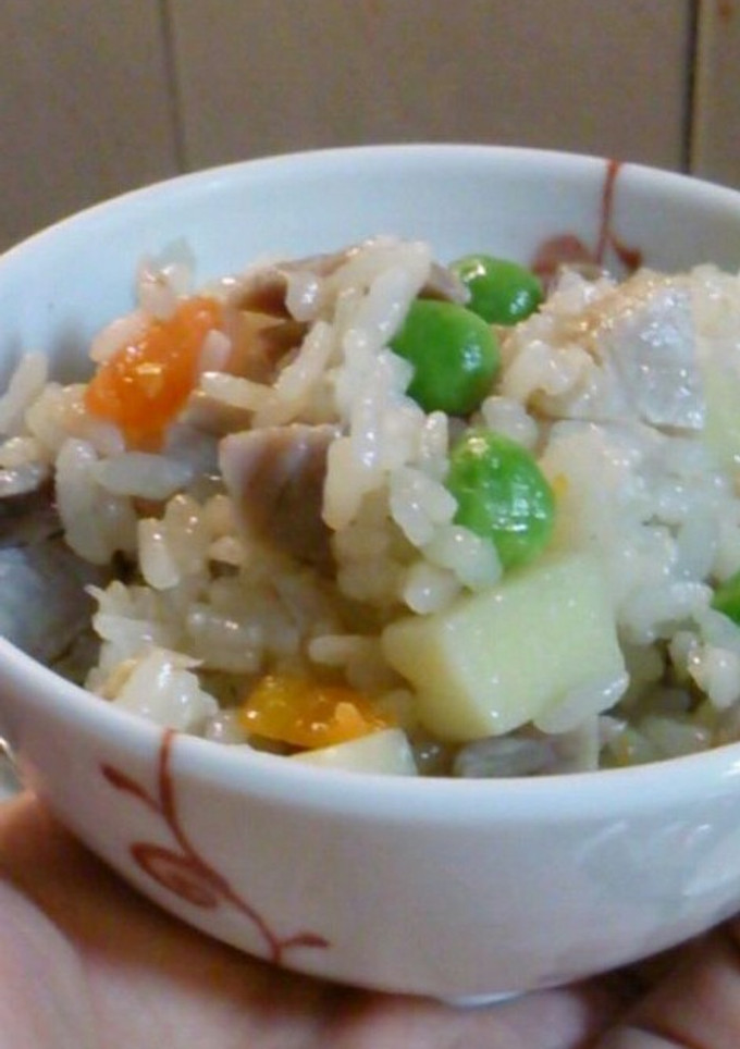片手鍋で炊き込みご飯。ゆで塩豚とタケノコ-レシピのメイン写真