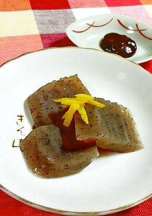ギザギザ蒟蒻を、つけてみそかけてみそで♪-レシピのメイン写真